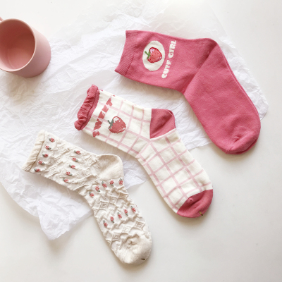 taobao agent Tide, socks, cute demi-season strawberry