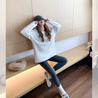 Брюки темно-серого цвета (обычный фасон). В наличии