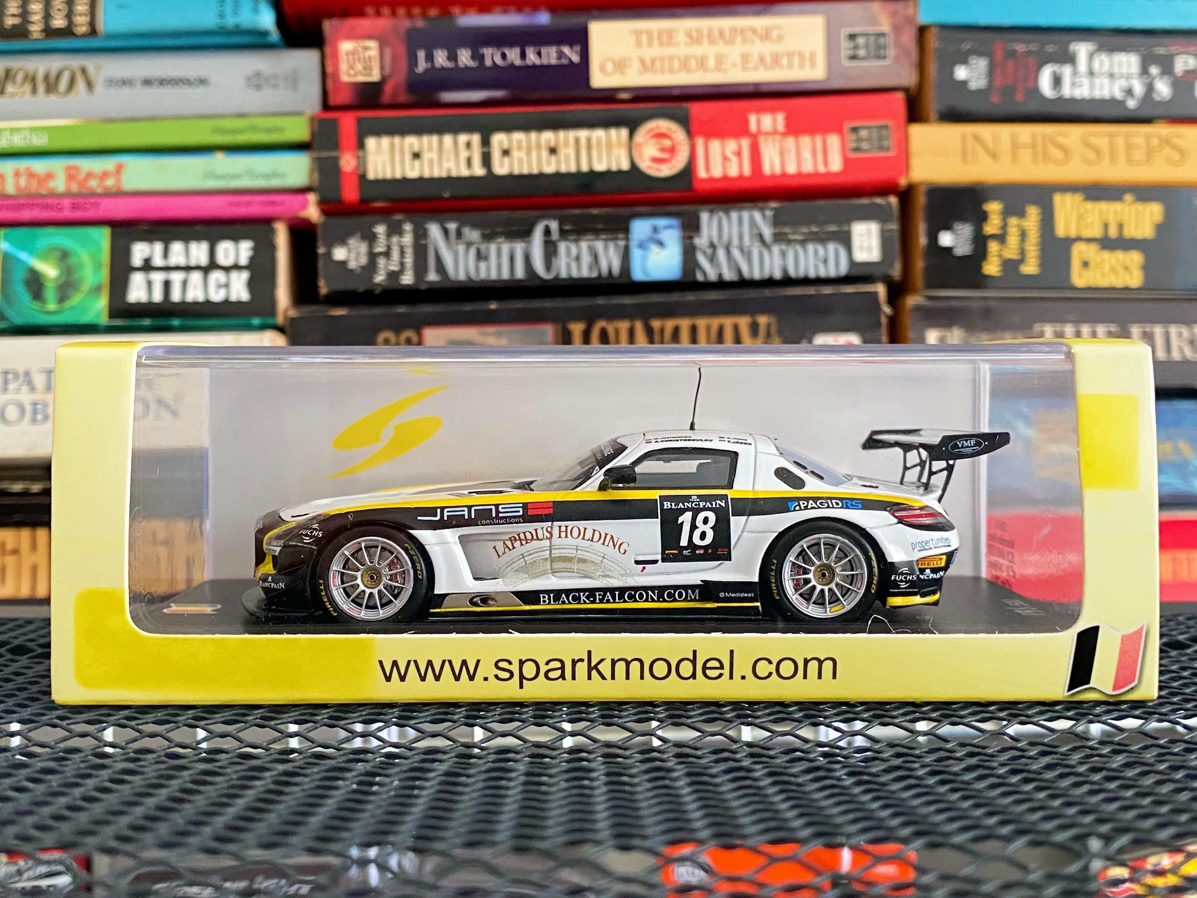 [Spot] Спарк Мерседес 1:43 Sipai Pai Jie SLS AMG 2013 внешняя коробка из бумаги, выцветшая машина цела
