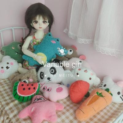 taobao agent BJD Doll Pillow 4 points 6 points Mis single -eyed monster to take pictures decorative plush home furnishings