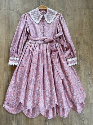 taobao agent Q !! Lace lapel double -layer petal skirt big children's dress!Please pay attention to the size