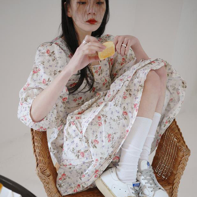 taobao agent Retro long skirt, dress with sleeves, square neckline, floral print, french style, long sleeve
