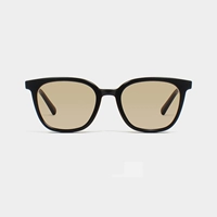 Модель черного кадра чай