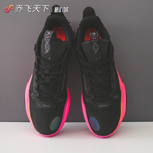 Qiao Feitian Leanting Li Ning's Весь город 11 черно-фиолетовых амортизаторов.