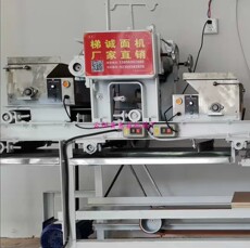 Переработке риса оборудование 无尘调速扫皮机 馄炖皮机 饺子皮机