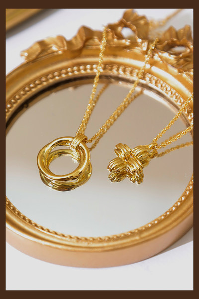 Небольшой дизайнерский свитер, ожерелье, простой и элегантный дизайн, тренд сезона