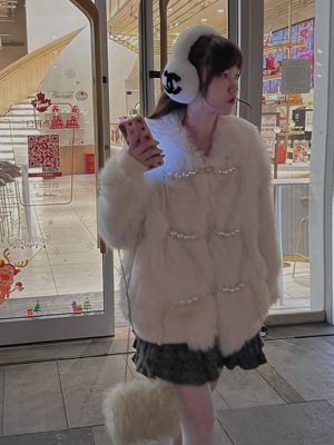 taobao agent Genuine winter elegant velvet down jacket, Chanel style