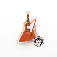 Компания Camel Explorer длиной около 4 см