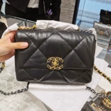 Классическая цепь на цепочке, сумка на одно плечо