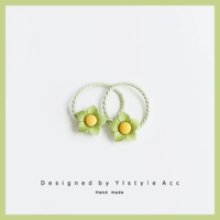 Зеленый, в цветочек