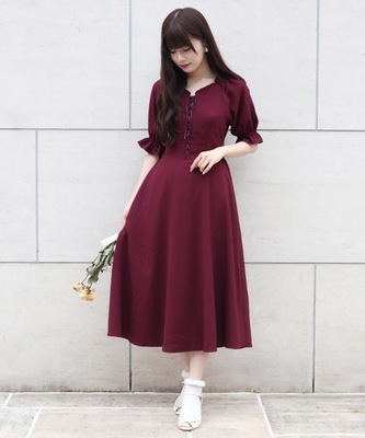 taobao agent Summer retro long dress with sleeves, french style, square neckline, open shoulders, fitted