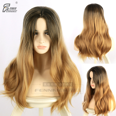 taobao agent Fenny's black hair root mixed golden natural rolls, women European and American style high -temperature silk wigs cos dance fake hair