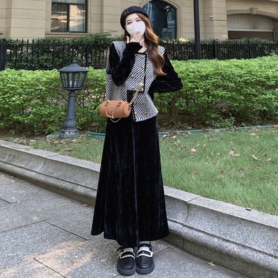 taobao agent Demi-season set, black dress, plus size, Chanel style, fitted, french style, V-neckline