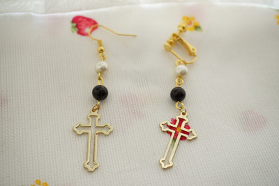 taobao agent Cross earrings