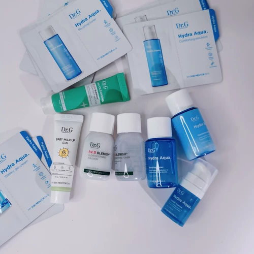 Очищающее молочко, увлажняющий крем, защита от солнца, образец среднего размера