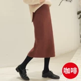 Трикотажная юбка в складку, демисезонная шерстяная длинная длинная юбка, с акцентом на бедрах, коллекция 2021, по фигуре, средней длины, свободный прямой крой
