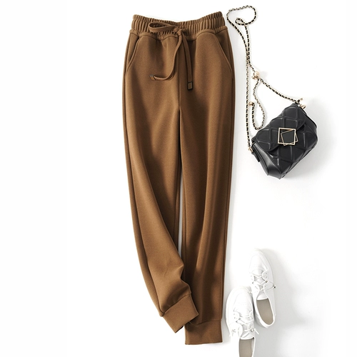 Мягкие комфортные демисезонные утепленные штаны для отдыха