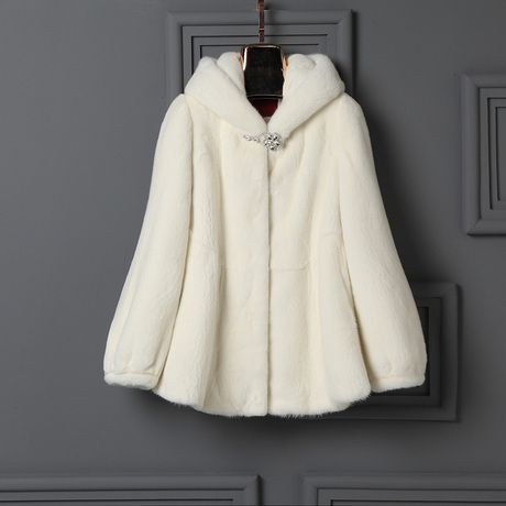 【裘皮貂皮大衣】_貂皮裘皮大衣图片_貂皮大衣价格_搭配分享 - 爱逛街