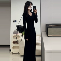 [Черный v-образный вырез] Высококачественная версия C9N46300 [стиль Хепберн / трикотажное / прикрывающее бедра / осеннее и зимнее элитное платье / новый стиль 2025 года, популярный горячий стиль в этом году / маленький и щедрый наряд / осенний наряд / темперамент]