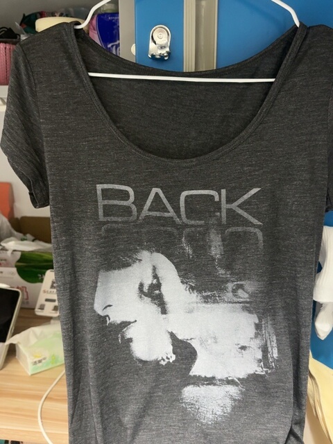 VINTAGE CASHMERE U-NECK TEE image 7
