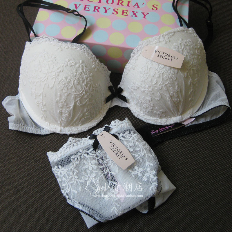 

Комплект нижнего белья Victoria's secret