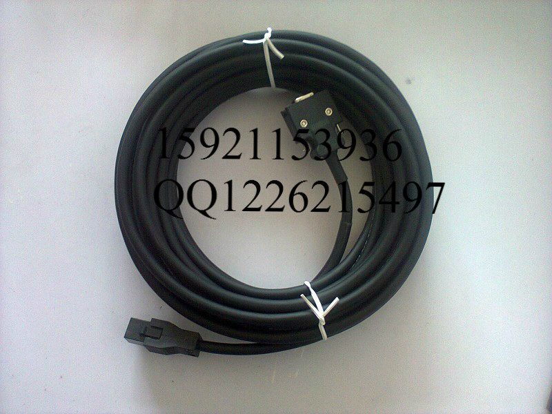 

Кабель MR-JCCBL5M-L