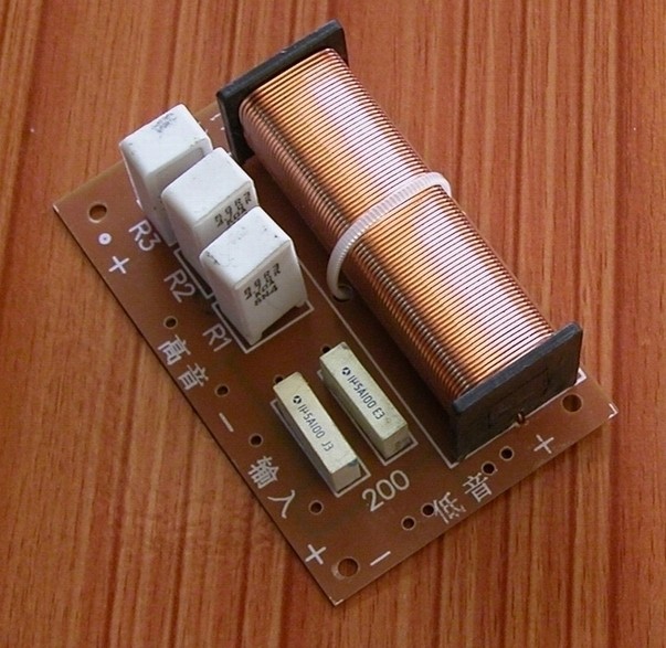 

Распределители, Делители частоты, Разветвители 200