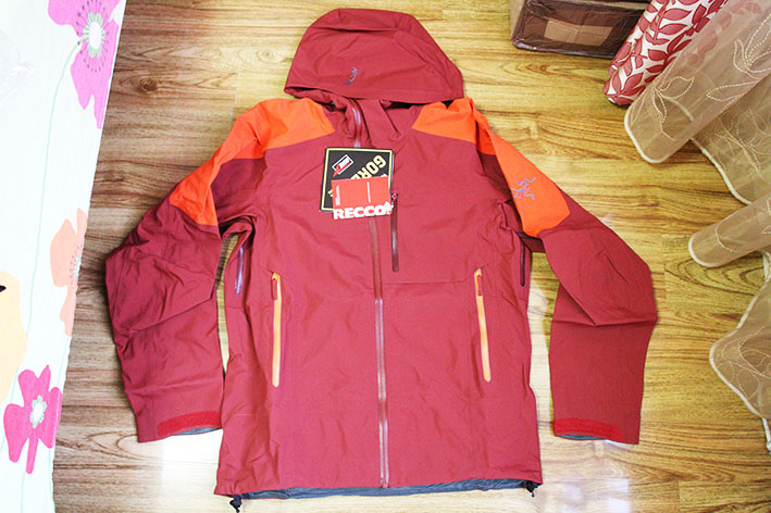 

Лыжная одежда ARCTERYX 10970 Arc'teryx/Sidewinder Jacket