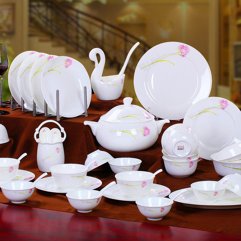 

Набор фарфоровой посуды Chen Nan 56