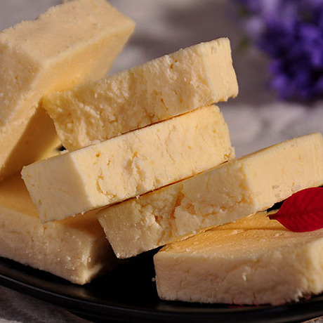 内蒙古奶酪干手工奶酪奶疙瘩原味出塞曲牛奶软酪干200g零食 双12