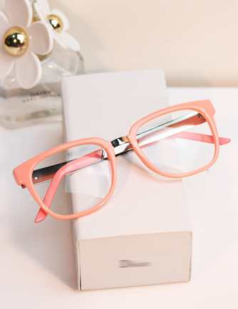 爱逛街为您找到粉色眼镜框相关的宝贝,您可以在下面的板块中挑选喜欢