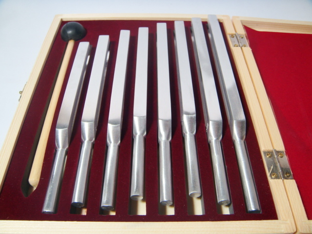 

Камертон Yitaiyongfeng JYC-8