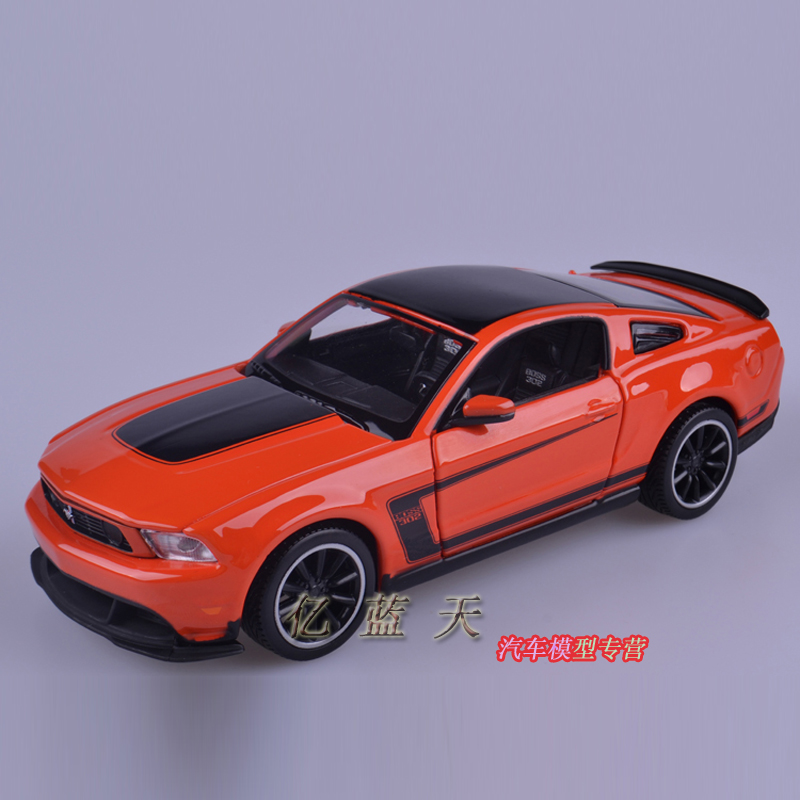 

Модель машины Maisto 1:24 FORD Mustang BOSS302