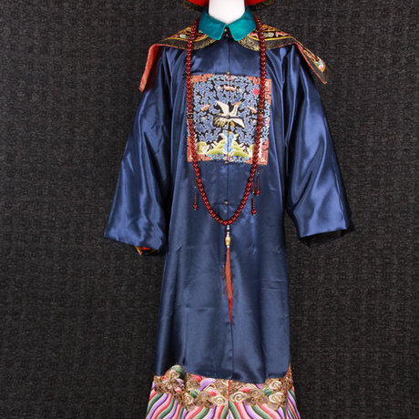 爱逛街为您找到清朝官服相关的宝贝,您可以在下面的