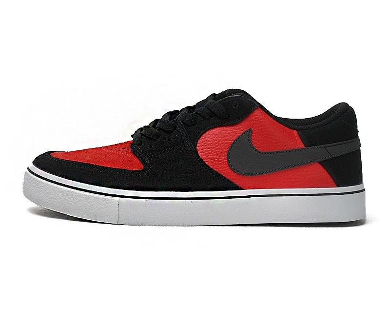 

кроссовки Nike 2014 599673-006