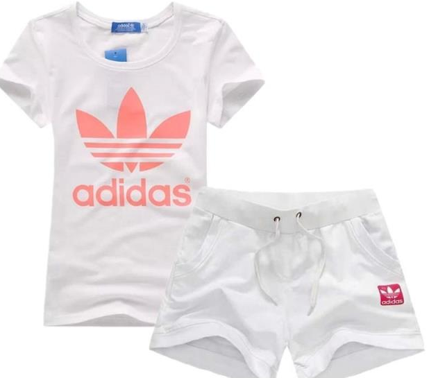 

Спортивный костюм Adidas 2015