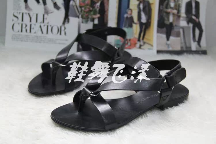 

Босоножки UN UNited Nude