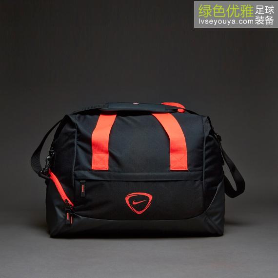 

Спортивная сумка Nike PDS Shield Duffel Bag