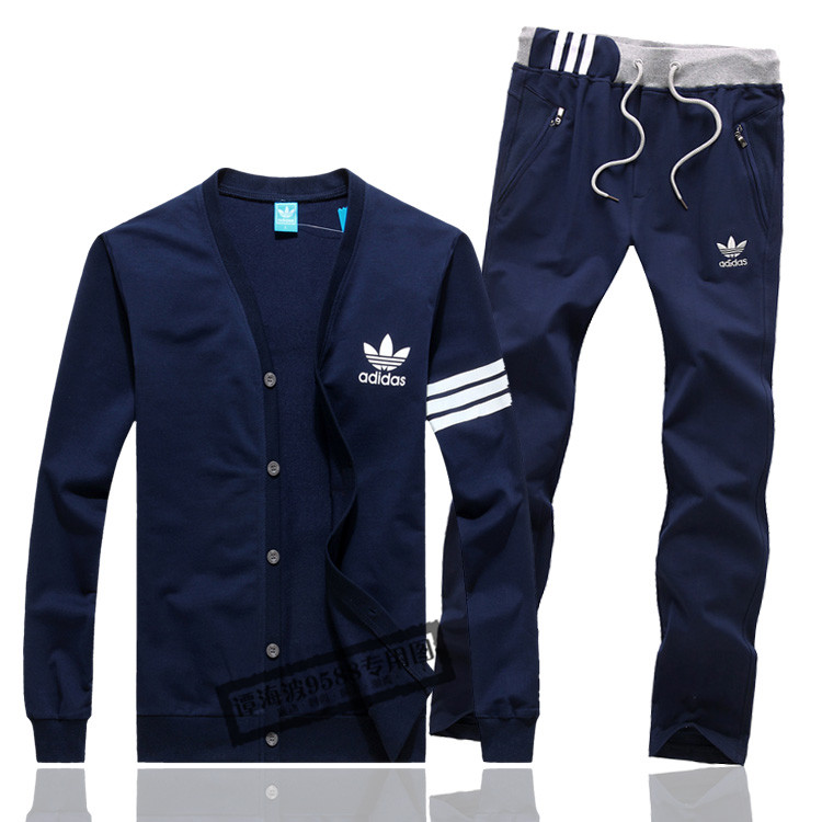 

Спортивный костюм Adidas 2015