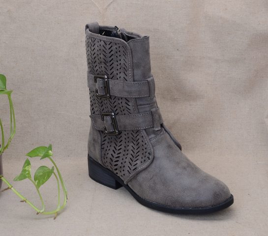 

Женские сапоги