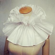 Украшение на воротник