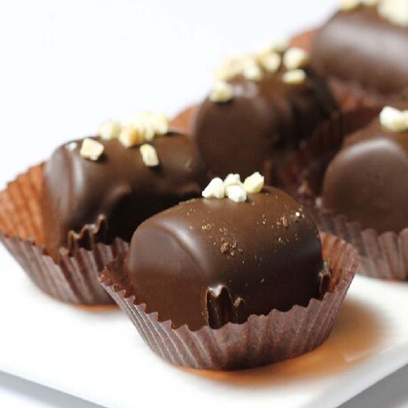 爱逛街为您找到花生黑巧克力相关的宝贝,您可以在下面的板块中挑选