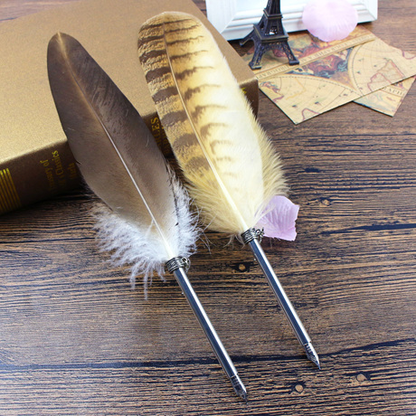 爱逛街为您找到哈利波特猫头鹰羽毛笔相关的宝贝,您可以在下面的板块