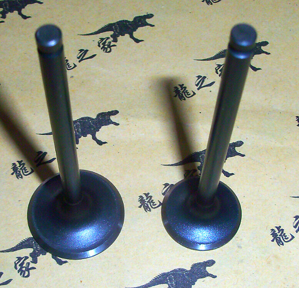 

Клапана для мотоциклов WY150/JH150/CB150 HJ150-2