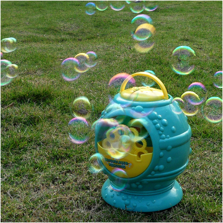 爱逛街为您找到自动泡泡机相关的宝贝,您可以在下面的板块中挑选喜欢