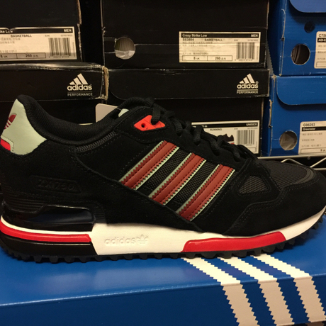 您可以在下面的板块中挑选喜欢的宝贝 正品 adidas/三叶草 zx750