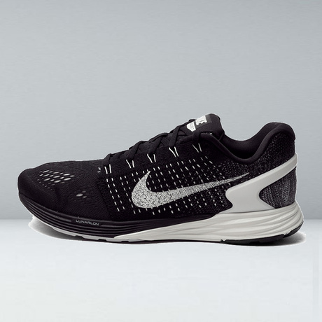 【新款耐克跑步鞋】_新款nike跑步鞋图片_耐克男子跑步鞋价格_搭配