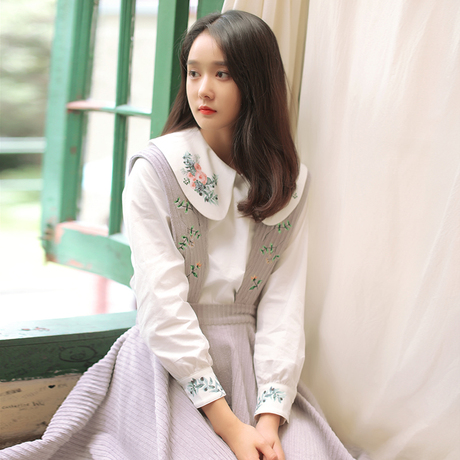 爱逛街为您找到娃娃领衬衣相关的宝贝,您可以在下面