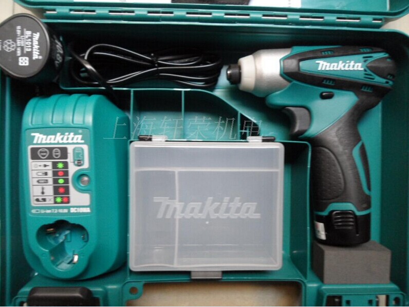 

Электроотвёртка Makita TD090DWE 10.8V