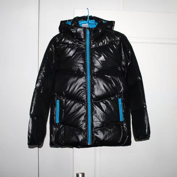 

Спортивный пуховик Adidas 2015